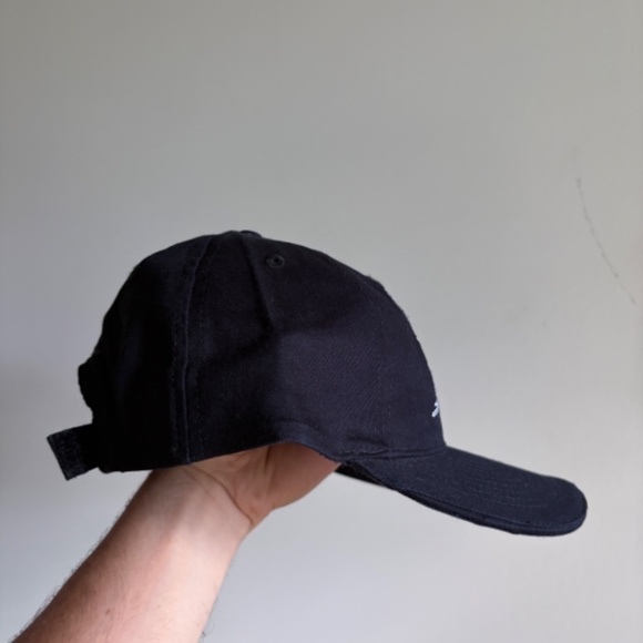 vintage 2001 GREY CUP MONTREAL CFL FOOTBALL Puma NWT - Picture 5 of 8